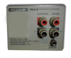 742A-10 Fluke Standard