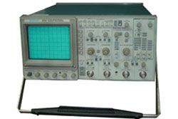 2252 Tektronix Analog Oscilloscope