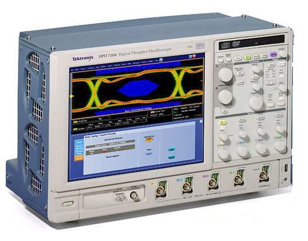 DPO7104 Tektronix Digital Oscilloscope
