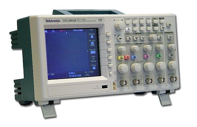 TDS2004B Tektronix Digital Oscilloscope