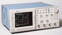 TDS820 Tektronix Digital Oscilloscope