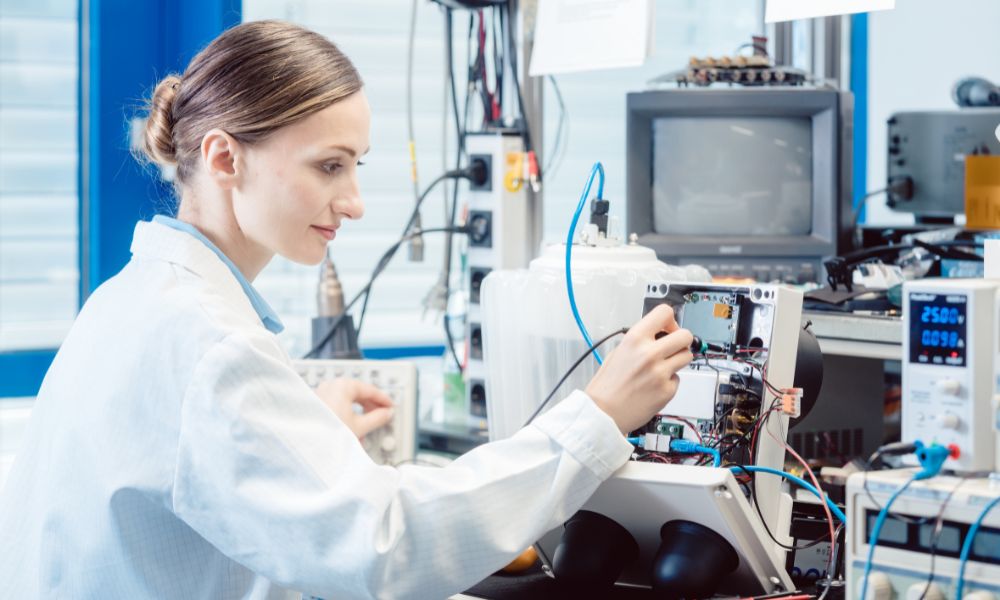 Tips for Effective Use of Bench Multimeters in the Lab